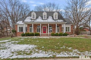 804 FAIRFAX Court, Springfield, IL 62702