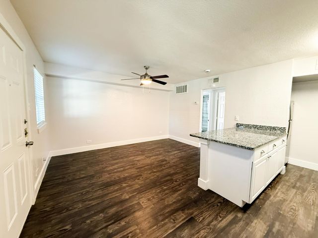 5928 Fletcher Avenue 8, Fort Worth, TX 76107