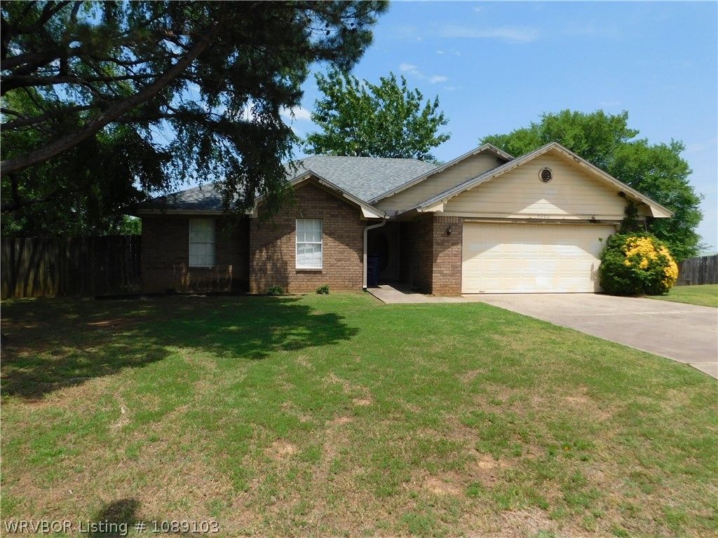 9300 Darlington Circle, Fort Smith, AR 72908