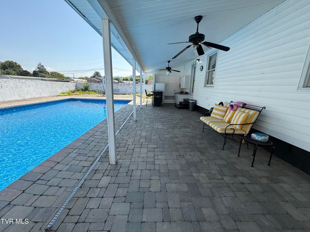 451 Race Street, Elizabethton, TN 37643