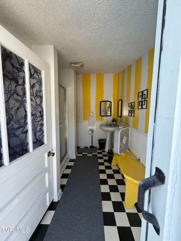 451 Race Street, Elizabethton, TN 37643