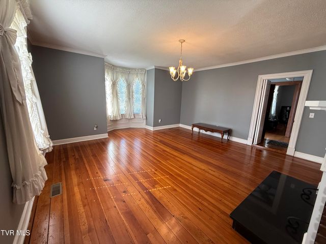 451 Race Street, Elizabethton, TN 37643