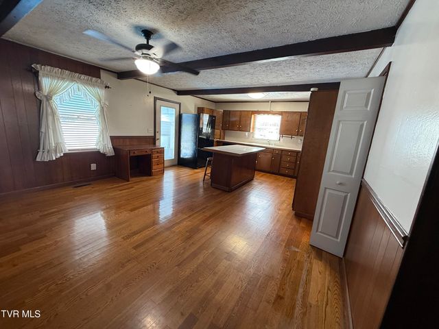 451 Race Street, Elizabethton, TN 37643