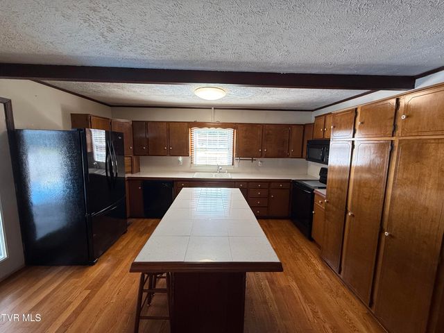 451 Race Street, Elizabethton, TN 37643