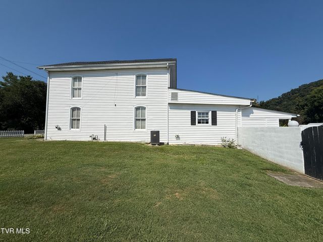 451 Race Street, Elizabethton, TN 37643