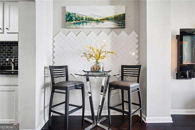 1280 W Peachtree Street NW 1513, Atlanta, GA 30309