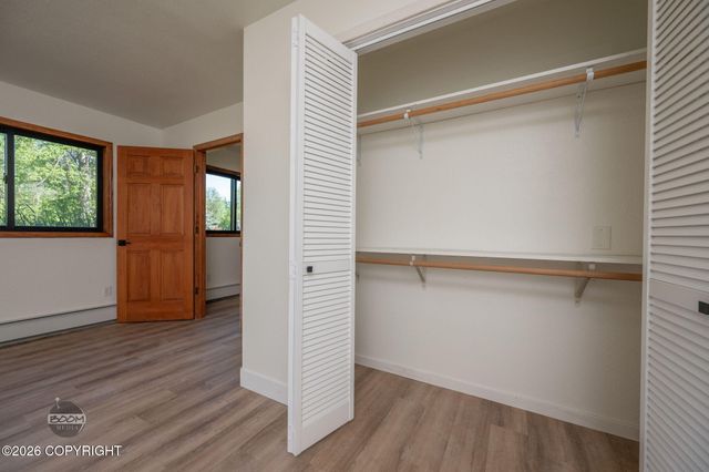 3060 S Red Birch Drive, Wasilla, AK 99623