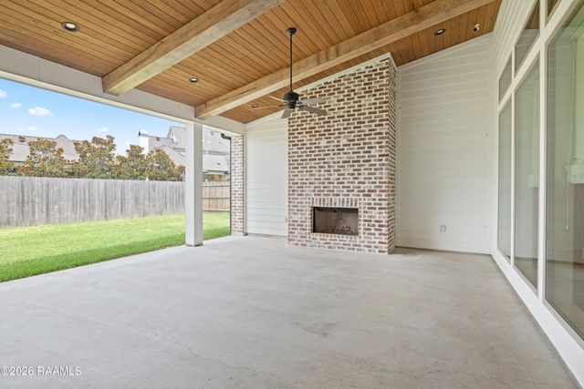 604 Ember Grove Crossing, Lafayette, LA 70508