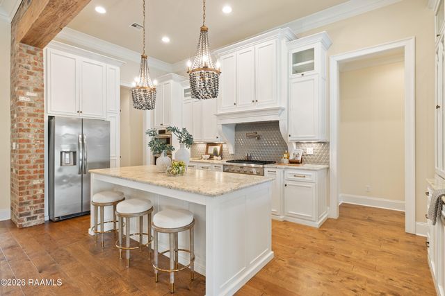 604 Ember Grove Crossing, Lafayette, LA 70508