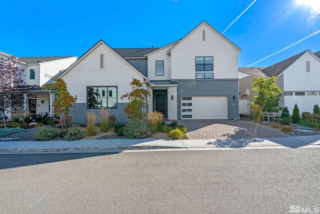 Image 1 of property listing at 716 W Pleasant Oak Trail, Reno, NV 89511