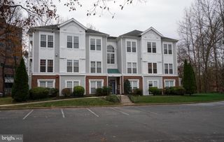 9701 LEATHERFERN #202, Montgomery Village, MD 20886