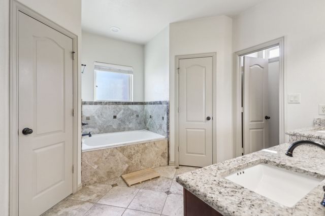4116 Fm 813, Waxahachie, TX 75165
