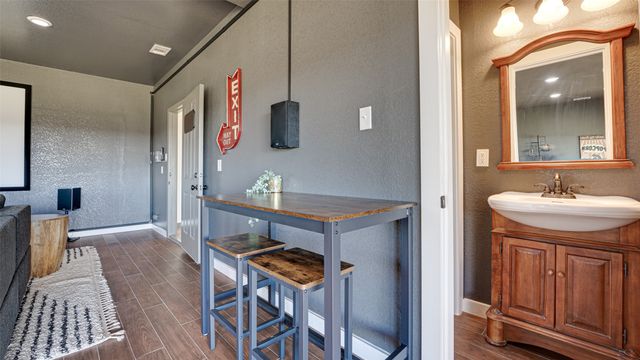 4116 Fm 813, Waxahachie, TX 75165