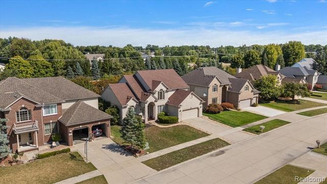 21559 Waverly Drive, Macomb, MI 48044