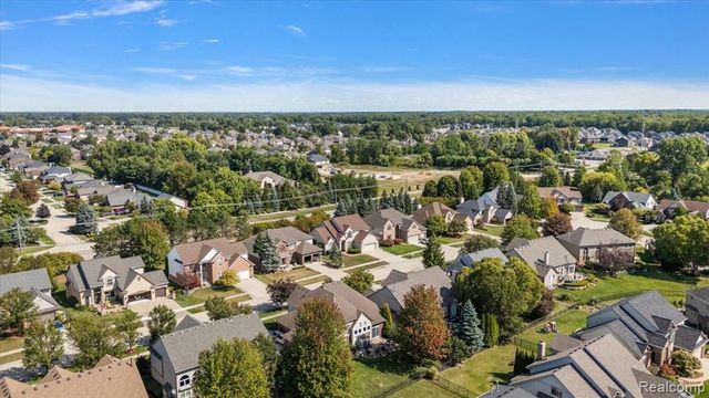 21559 Waverly Drive, Macomb, MI 48044