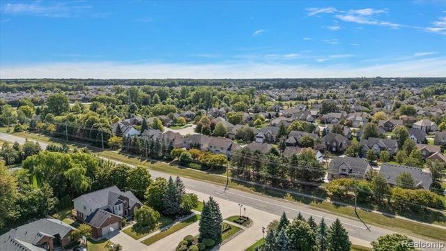 21559 Waverly Drive, Macomb, MI 48044