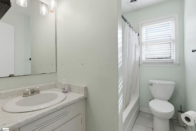 114 Oakland Avenue, Marietta, SC 29661