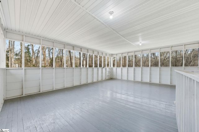 114 Oakland Avenue, Marietta, SC 29661