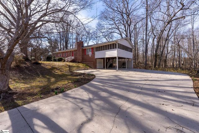 114 Oakland Avenue, Marietta, SC 29661