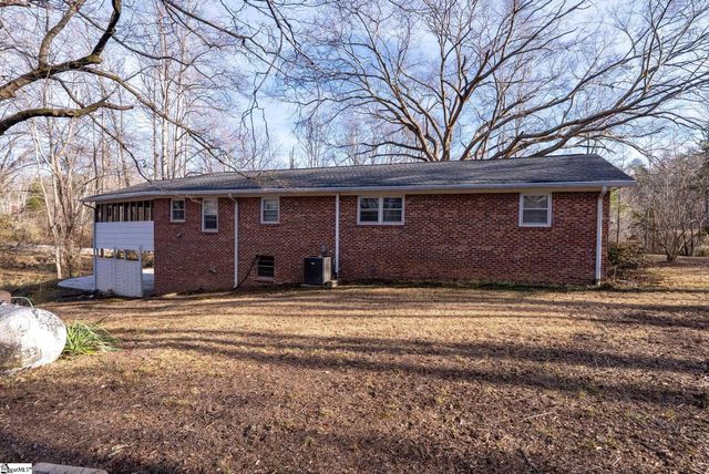 114 Oakland Avenue, Marietta, SC 29661