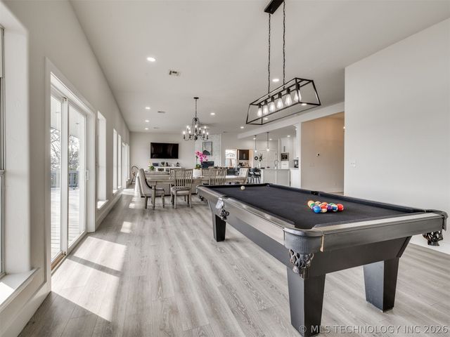 218 Nakomis Circle, Canadian, OK 74425