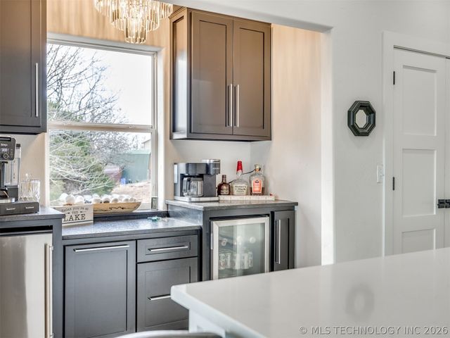 218 Nakomis Circle, Canadian, OK 74425