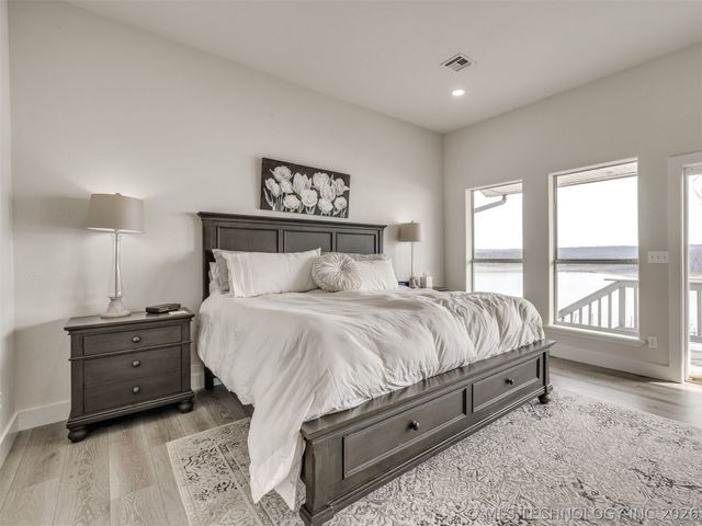 218 Nakomis Circle, Canadian, OK 74425