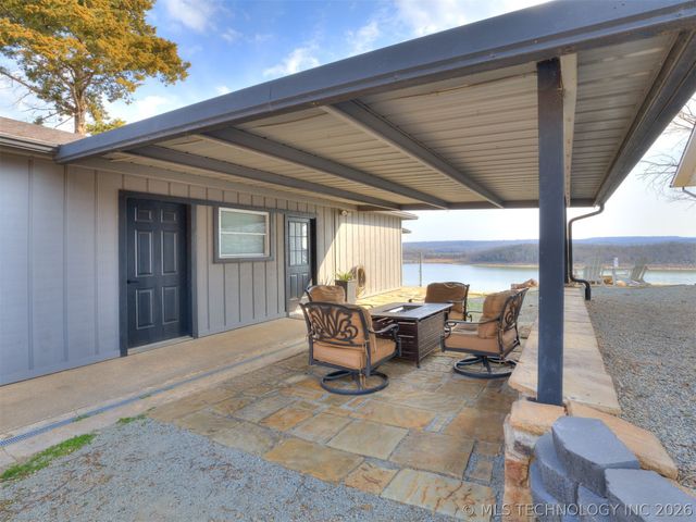 218 Nakomis Circle, Canadian, OK 74425