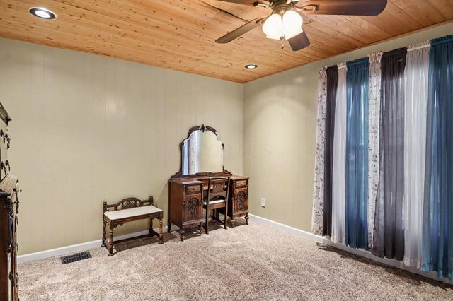 78 Manning Street, Newark, OH 43055