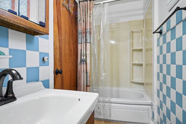 78 Manning Street, Newark, OH 43055