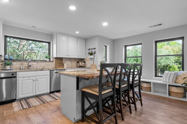 950 Naylor Road, Cross Roads, TX 76227