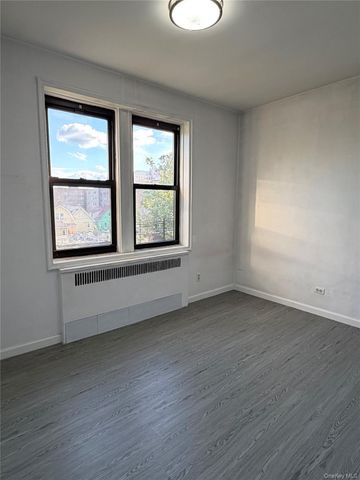 4035 Ithaca Street 4G, Elmhurst, NY 11373