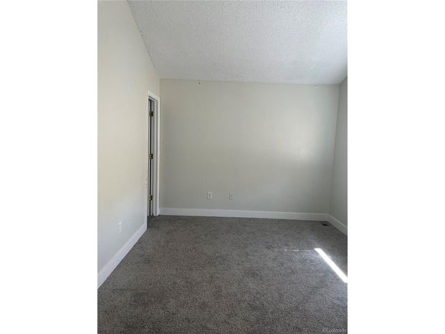 23 S Nome St B, Aurora, CO 80012