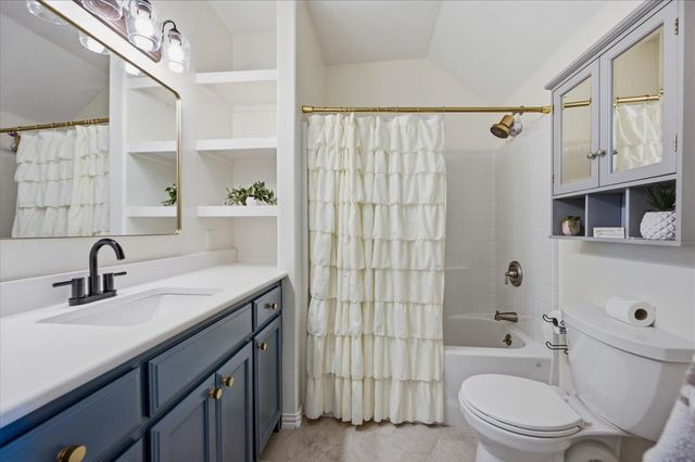 975 Fm 85, Ennis, TX 75119