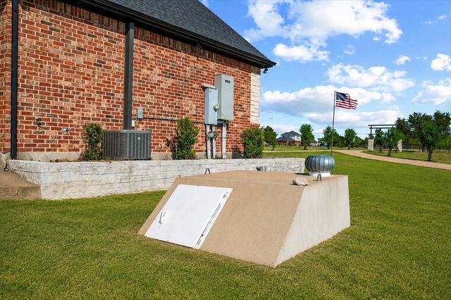 975 Fm 85, Ennis, TX 75119
