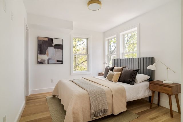 9 Olive Ave 2, Somerville, MA 02143