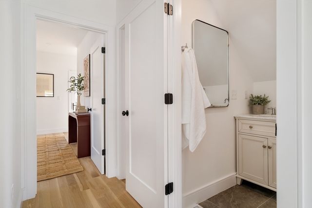 9 Olive Ave 2, Somerville, MA 02143