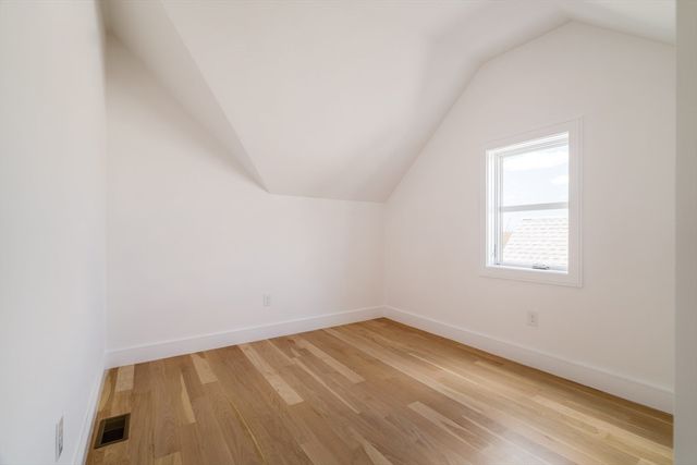 9 Olive Ave 2, Somerville, MA 02143