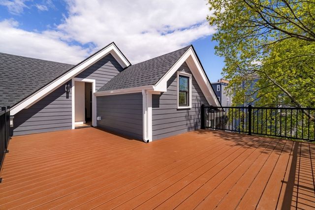 9 Olive Ave 2, Somerville, MA 02143