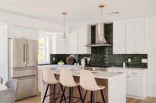 9 Olive Ave 2, Somerville, MA 02143