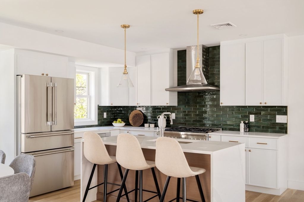 9 Olive Ave 2, Somerville, MA 02143