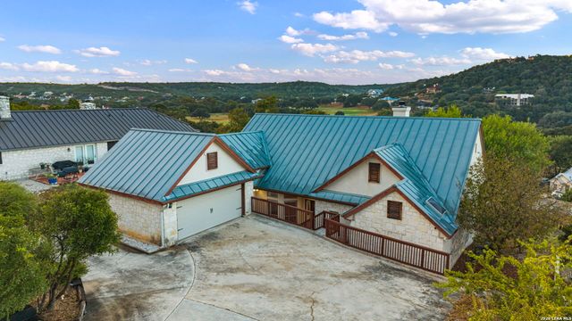204 TAPATIO DR W, Boerne, TX 78006