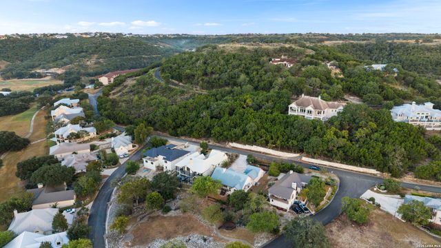 204 TAPATIO DR W, Boerne, TX 78006