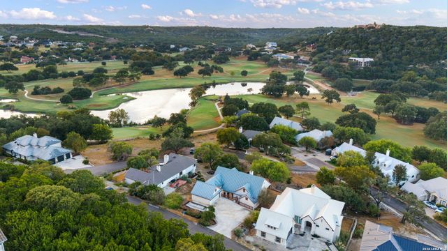 204 TAPATIO DR W, Boerne, TX 78006