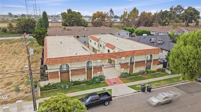 8634 Park Street 3, Bellflower, CA 90706
