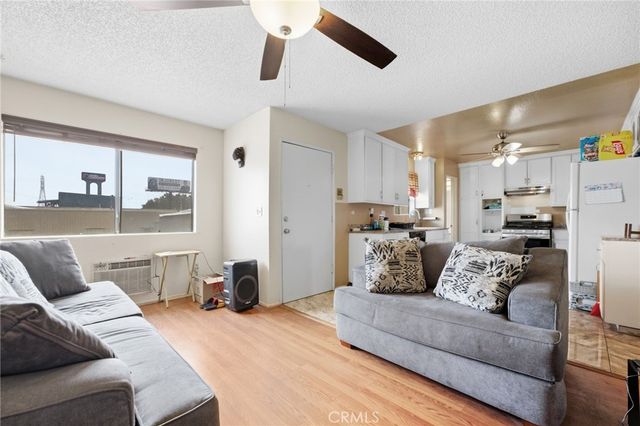 8634 Park Street 3, Bellflower, CA 90706