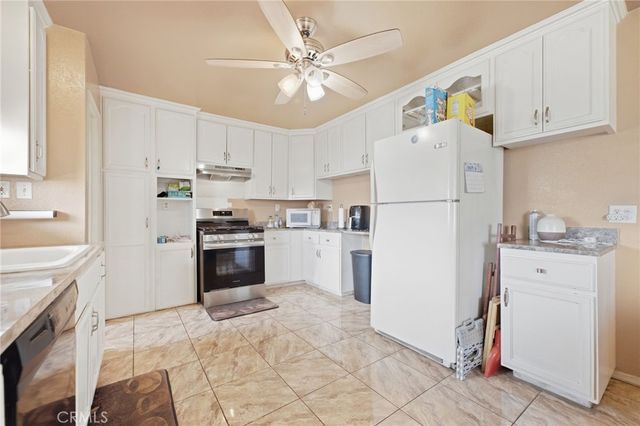 8634 Park Street 3, Bellflower, CA 90706
