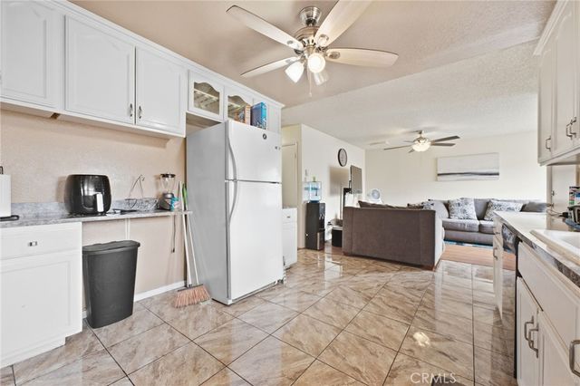 8634 Park Street 3, Bellflower, CA 90706