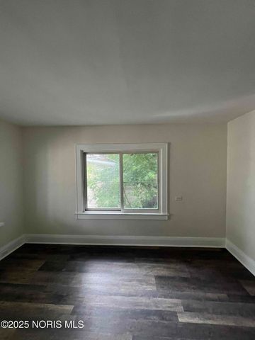 1815 Berdan Avenue, Toledo, OH 43613