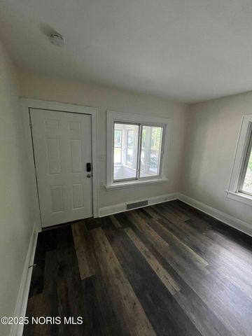 1815 Berdan Avenue, Toledo, OH 43613